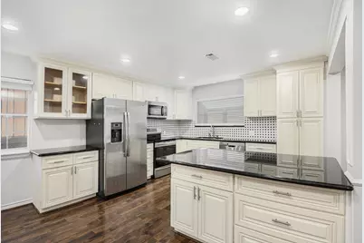 4309 Elmwood Court, Granbury, TX 76049 - Photo 6