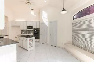 3752 Park Pl, Addison, TX 75001 - Photo 14