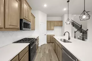 7708 Gatevine Ave, Joshua, TX 76058 - Photo 2