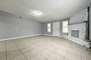 5652 Conlin Dr, Fort Worth, TX 76134 - Photo 14