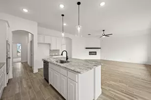 7808 Barley Fld St, Joshua, TX 76058 - Photo 4