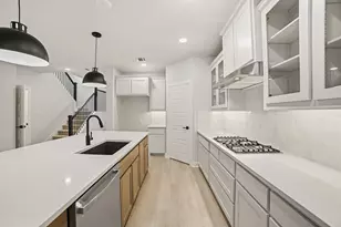 1104 Almond Blossom Cir, Crowley, TX 76036 - Photo 8