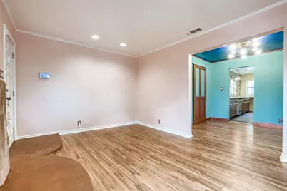 8810 Daytonia Avenue, Dallas, TX 75218 - Photo 8