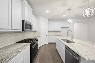 7736 Gatevine Ave, Joshua, TX 76058 - Photo 2