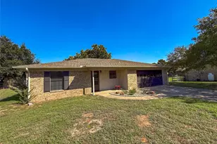 3809 Winding Way, Granbury, TX 76049 - Photo 2