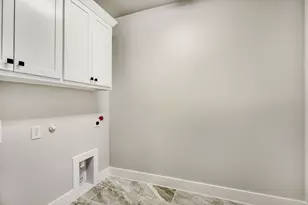 128 Enclave Dr, Lakewood Village, TX 75068 - Photo 24