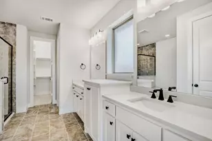 128 Enclave Dr, Lakewood Village, TX 75068 - Photo 18