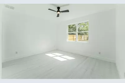 206 Ross Street W, Sulphur Springs, TX 75482 - Photo 10