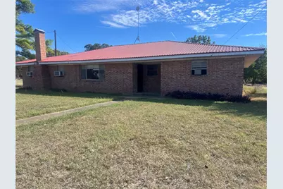 203 Washington Avenue, Strawn, TX 76475 - Photo 1