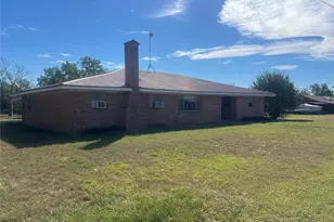 203 Washington Ave, Strawn, TX 76475 - Photo 20