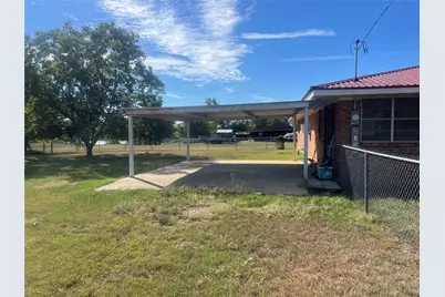 203 Washington Avenue, Strawn, TX 76475 - Photo 4