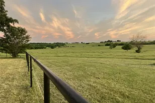 1332 Co Rd 423, Muenster, TX 76252 - Photo 1