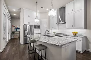 3704 Tussock Dr, Dallas, TX 75209 - Photo 4