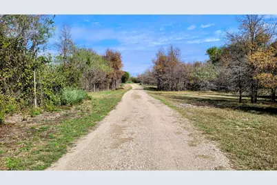 3164 Clater Powell Road, Waco, TX 76705 - Photo 2