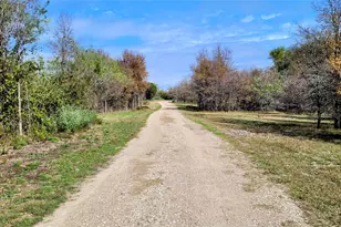 3164 Clater Powell Rd, Waco, TX 76705 - Photo 2