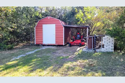 3164 Clater Powell Road, Waco, TX 76705 - Photo 32