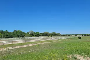 3164 Clater Powell Rd, Waco, TX 76705 - Photo 16