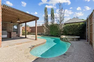 707 Wheaton Ct, Allen, TX 75013 - Photo 2