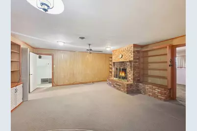 817 S Rusk Street, Gainesville, TX 76240 - Photo 8