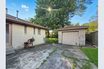 817 S Rusk Street, Gainesville, TX 76240 - Photo 20