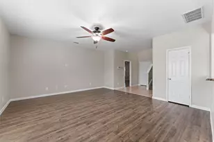 504 Riverbed Dr, Crowley, TX 76036 - Photo 6