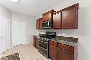 504 Riverbed Dr, Crowley, TX 76036 - Photo 8