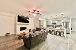 6409 Bon Fire Dr, Garland, TX 75043 - Photo 8