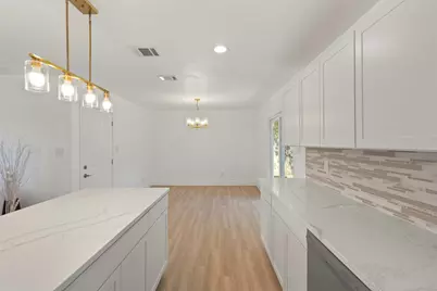 916 Zelda Drive, Hurst, TX 76053 - Photo 10