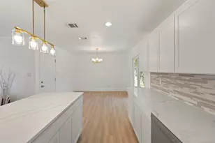 916 Zelda Dr, Hurst, TX 76053 - Photo 10