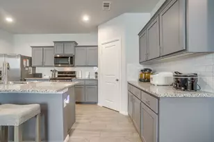 8609 Mirror Lk Dr, Fort Worth, TX 76179 - Photo 10