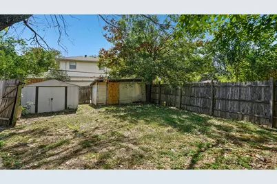 8036 Woodhue Circle, Dallas, TX 75228 - Photo 32