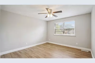 8036 Woodhue Circle, Dallas, TX 75228 - Photo 18