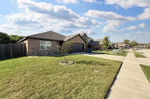 228 Teakwood Dr, Princeton, TX 75407 - Photo 22