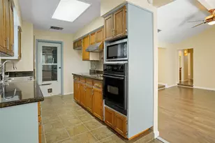 6608 Murel Dr, Watauga, TX 76148 - Photo 10