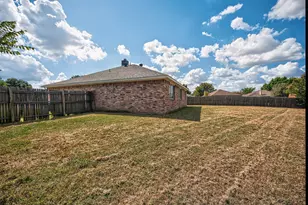 3001 Green Vista Ct, Grand Prairie, TX 75052 - Photo 32