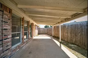 3001 Green Vista Ct, Grand Prairie, TX 75052 - Photo 30