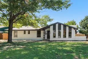 706 S Waterview Dr, Richardson, TX 75080 - Photo 1