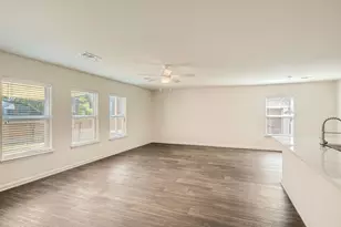 1026 Barrymore Ln, Duncanville, TX 75137 - Photo 2