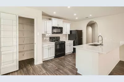 1026 Barrymore Lane, Duncanville, TX 75137 - Photo 4