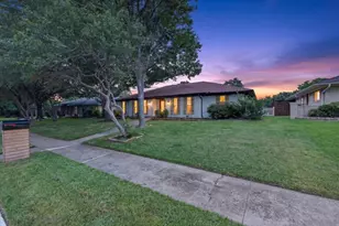 2124 Parkhaven Dr, Plano, TX 75075 - Photo 38