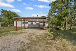 3667 Oak Cir, Weatherford, TX 76088 - Photo 6