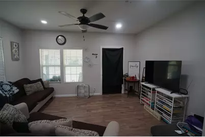 2115 Reuter Avenue, Waco, TX 76708 - Photo 4