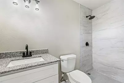 2116 Ridgeway Street, Arlington, TX 76010 - Photo 16