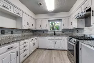 231 Larry Dr, Duncanville, TX 75137 - Photo 10