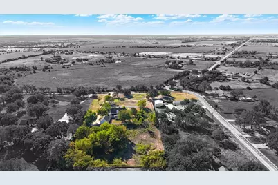 107 Cactus Road, Waxahachie, TX 75165 - Photo 2