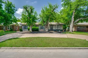 3644 W Seminary Dr, Fort Worth, TX 76109 - Photo 24