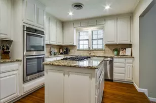 3644 W Seminary Dr, Fort Worth, TX 76109 - Photo 8