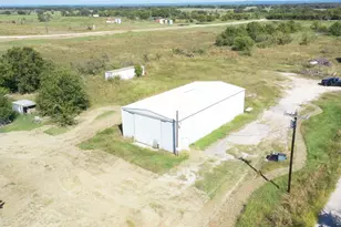 226 Co Rd 1557, Chico, TX 76431 - Photo 2