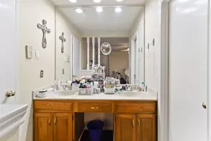 1920 Avignon Ct, Carrollton, TX 75007 - Photo 16