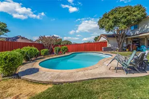 1920 Avignon Ct, Carrollton, TX 75007 - Photo 28